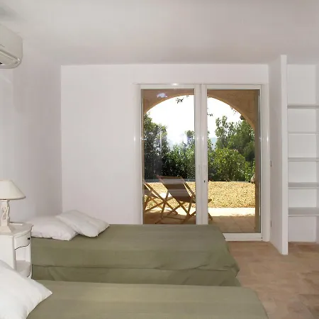 ;villa Lou Amiradou 135s Grimaud